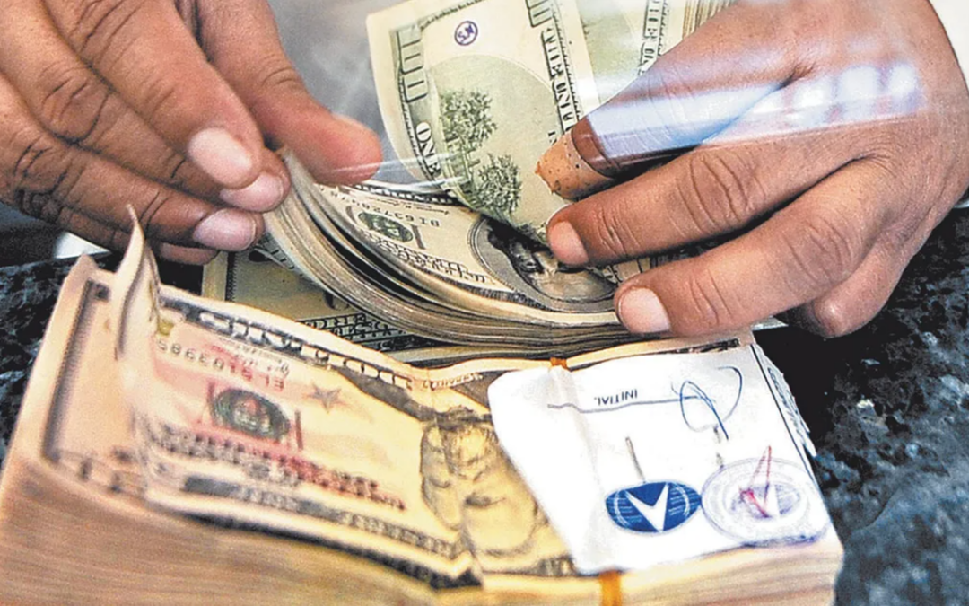 Hogares mexicanos reciben histórico flujo acumulado de remesas por 59,517 millones de dólares