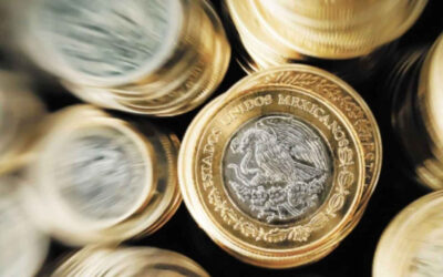 Peso mexicano se aprecia ante debilitamiento del dólar